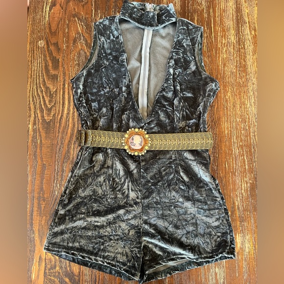 Almost new crushed velvet deep teal choker neck with front V cut out romper - Picture 7 of 10